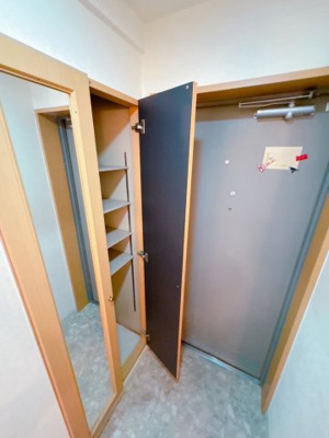 【玄関】 | メゾンコトブキ清水