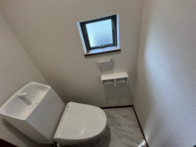 【トイレ】 | 緑町７丁目　新築戸建 | 2階　トイレ