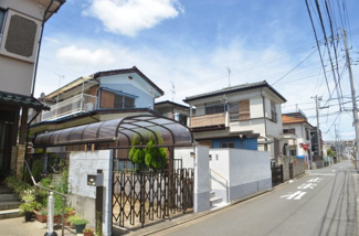 【前面道路含む現地写真】 | さいたま市桜区白鍬【古家付き売地】 | 車の出し入れも楽々です♪