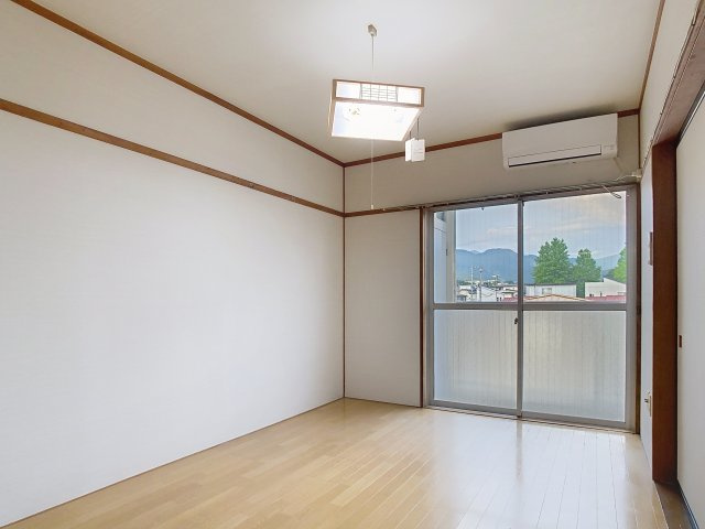 Chats Worthの居間・リビング