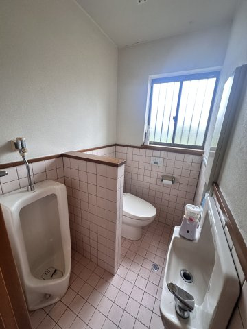 丸亀市原田町　中古戸建のトイレ