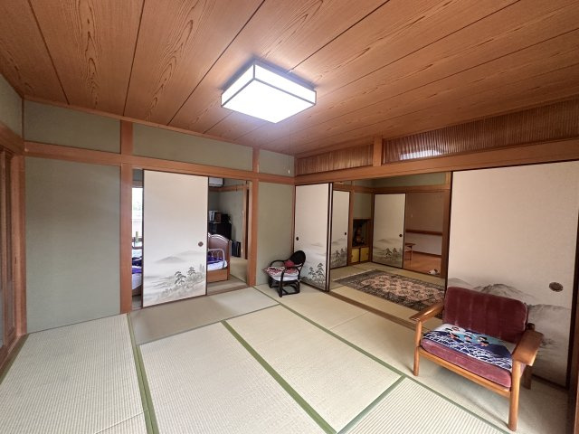 丸亀市原田町　中古戸建の内装