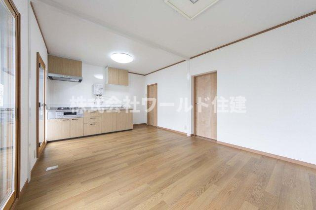 狭山市狭山台2丁目狭山台団地の居間・リビング