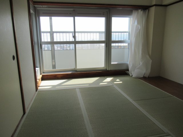 新長田駅前２ＤＫの和室|きれいな和室です