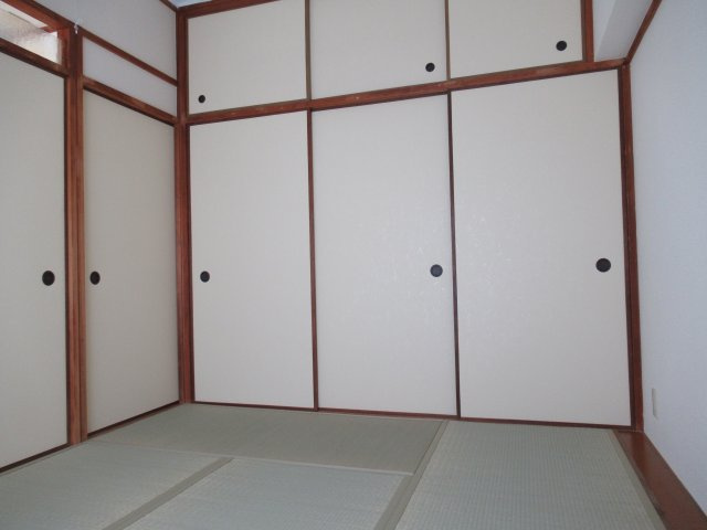 新長田駅前２ＤＫの和室|趣のある和室です