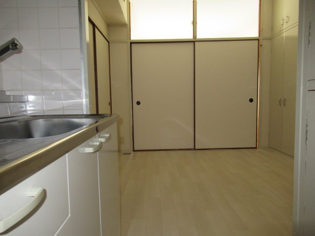 新長田駅前２ＤＫの居間・リビング|おしゃれな居間です