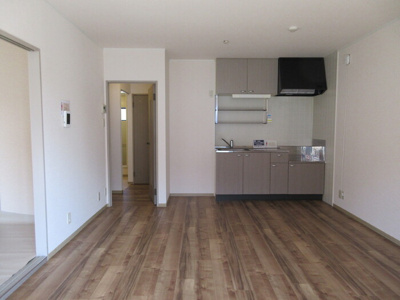  | ファミール山岡B棟