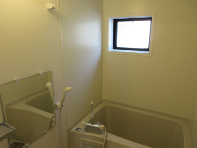  | ファミール山岡B棟