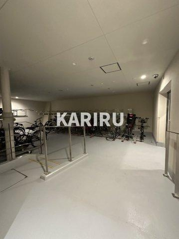 Dimus北浜のロビー