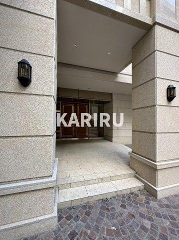 Dimus北浜のエントランス