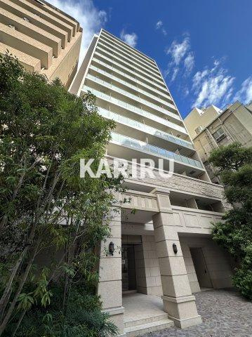 Dimus北浜のエントランス