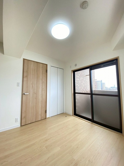 【洋室】 | ロイヤルマンション別府六