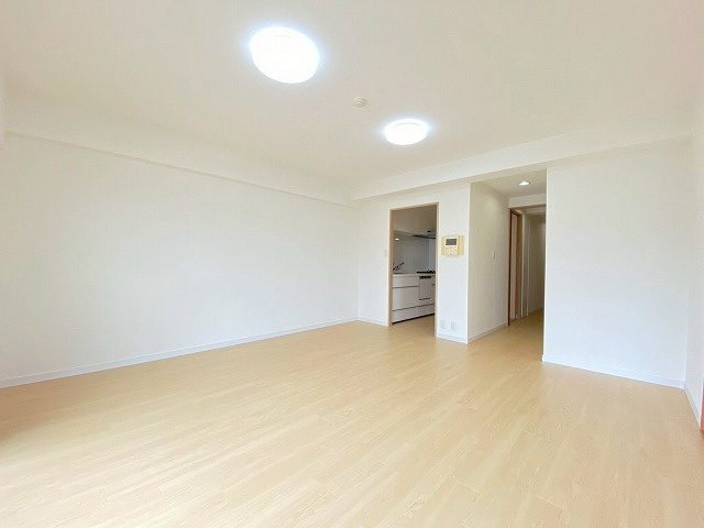 【居間・リビング】 | ロイヤルマンション別府六