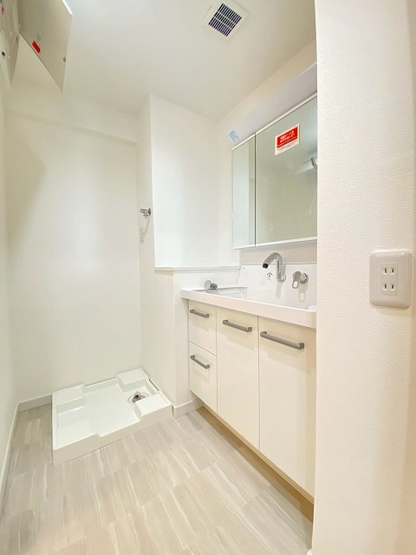 【独立洗面台】 | ロイヤルマンション別府六