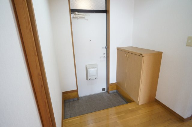 【玄関】 | カーサマルワB