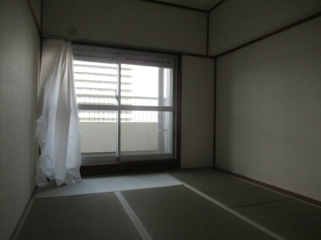 新長田駅前３ＬＤＫの和室|きれいな和室です