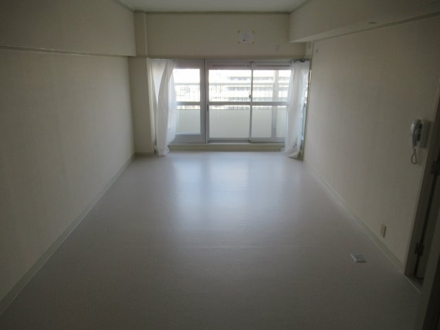 新長田駅前３ＬＤＫの居間・リビング|おしゃれなリビングです