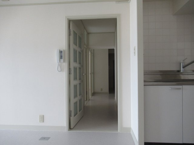 新長田駅前３ＬＤＫの設備|インターホンです