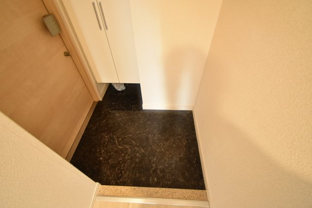 アリビオ西宮の玄関