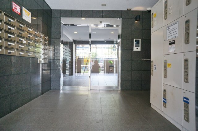 レーベンハイム常盤台プラザのエントランス|安心のオートロックシステム