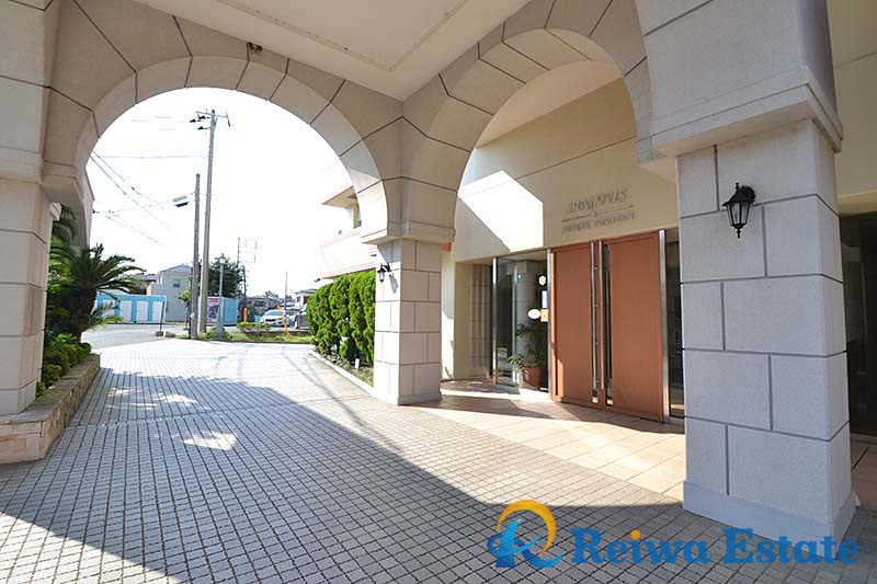 サンクタス湘南藤沢アネーロの丘のエントランス