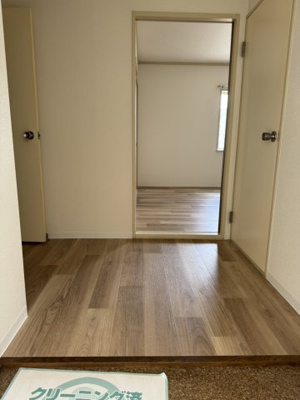 【玄関】 | ラフォーレ羽生東B棟