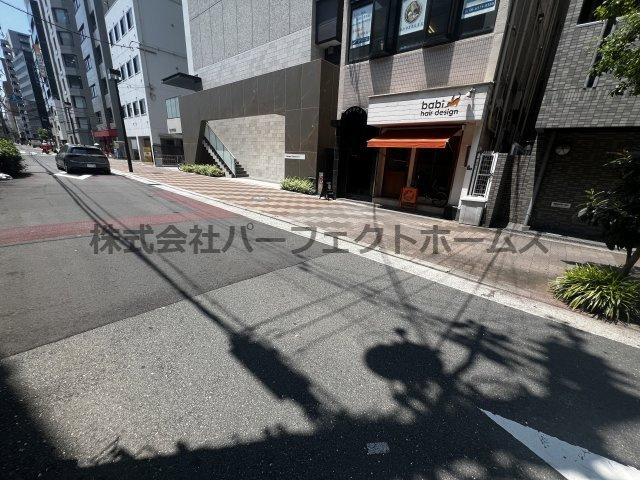 エスリード本町の周辺