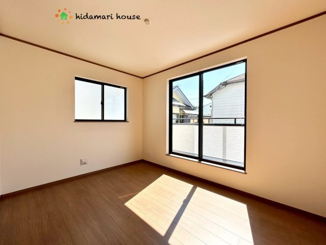 上尾市中分1丁目　新築戸建　ハートフルタウンBの寝室|主寝室：7帖