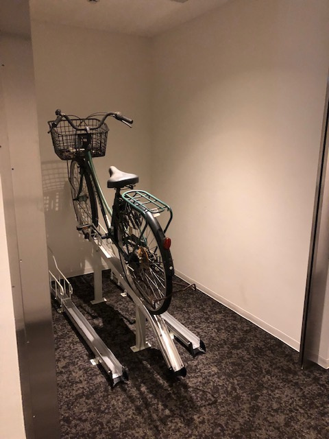 レジデンス　オーデの設備|各階に専用自転車置場