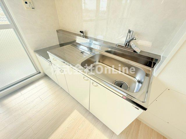 八尾市中田２丁目の賃貸マンションのキッチン