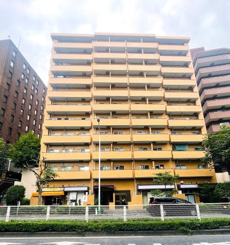 ダイアパレス御苑前の外観