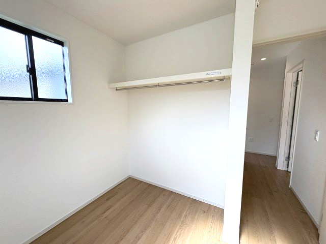 【収納】 | 福岡市西区野方3丁目5期　2号棟（全2棟）【仲介手数料無料・0円】 | 現地写真。