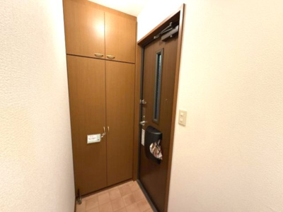 【玄関】 | シャトーショコラ E棟