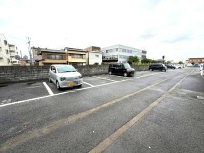 【駐車場】 | シャトーショコラ E棟