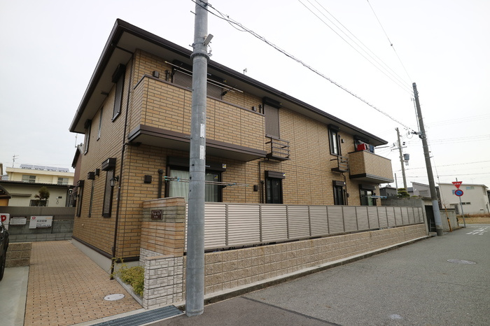 ラ・ルーチェの外観