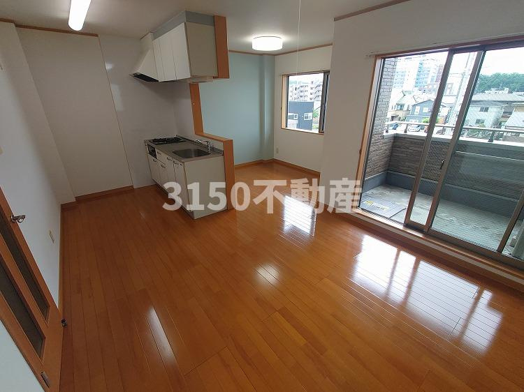 ステージSの内装