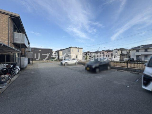 ＢＩＲＤＬＡＮＤたまでの駐車場