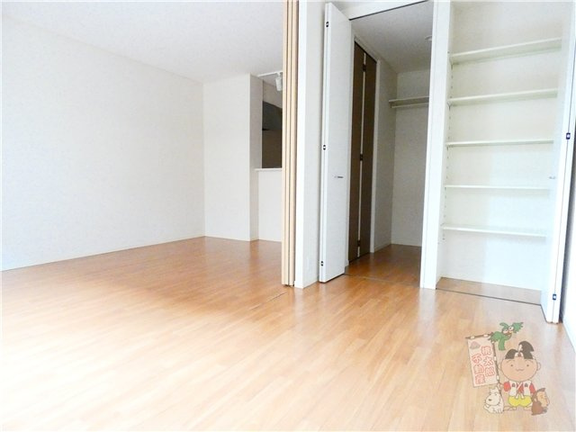 アルカ・ソラーレⅢの居間・リビング|リビング