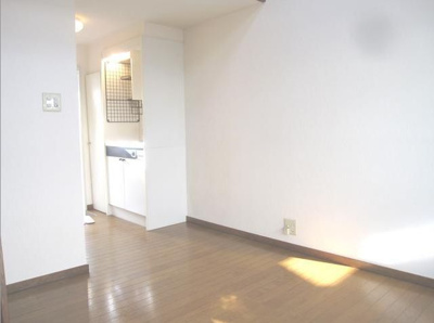 【寝室】 | メゾンＫ早稲田 | お掃除がしやすいフローリングのお部屋☆