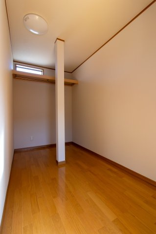 【前面道路含む現地写真】の画像