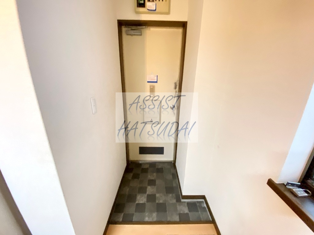 プルミエ駒沢Ｂの玄関