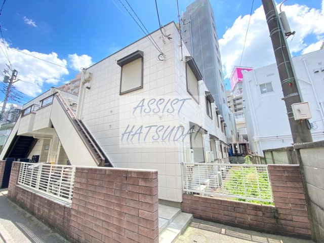 プルミエ駒沢Ｂのエントランス