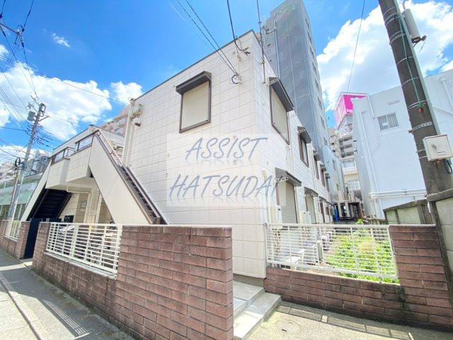 プルミエ駒沢Ｂのエントランス