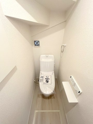 昭島市中神町2丁目新築分譲　全5棟　のトイレ