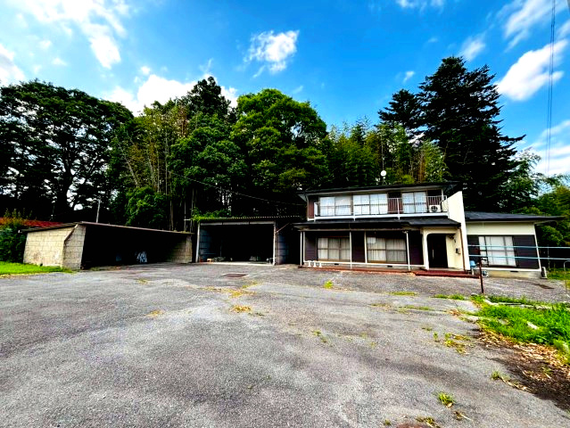 【広大な土地が魅力】　宇都宮市大谷町　中古住宅
