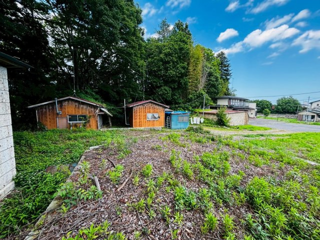 【広大な土地が魅力】　宇都宮市大谷町　中古住宅の庭