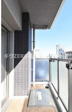 エスリード京橋のバルコニー