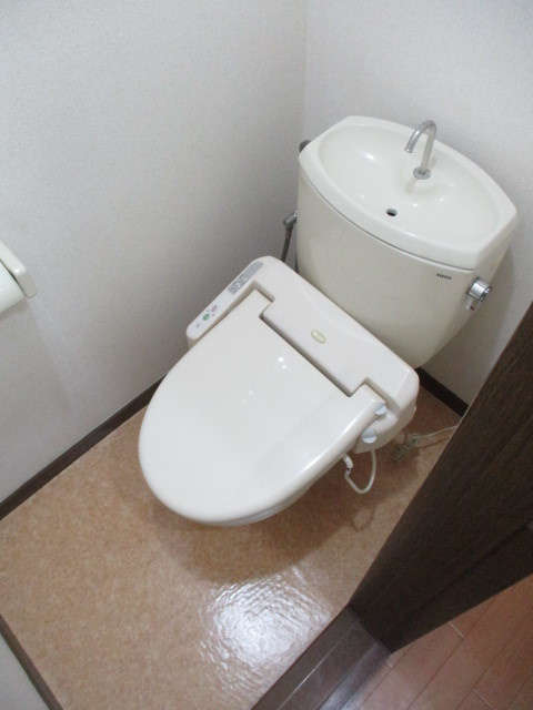 ロワール西一之江のトイレ|★温水洗浄便座★