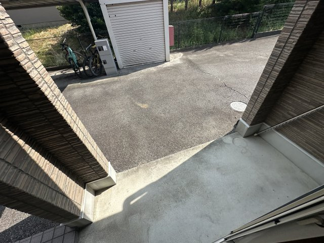 サンフラワー根ノ上の駐車場