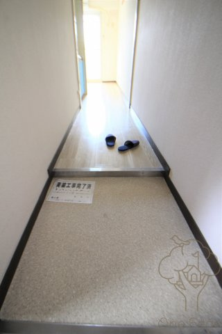 FMNakazakiⅡの玄関